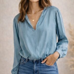 Sincerely Jules silky long sleeve bubble top ❤️